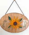 67b9ea7598f8a707689a5b69_0088-03-sunflower-on-oval_1761320965790.jpg