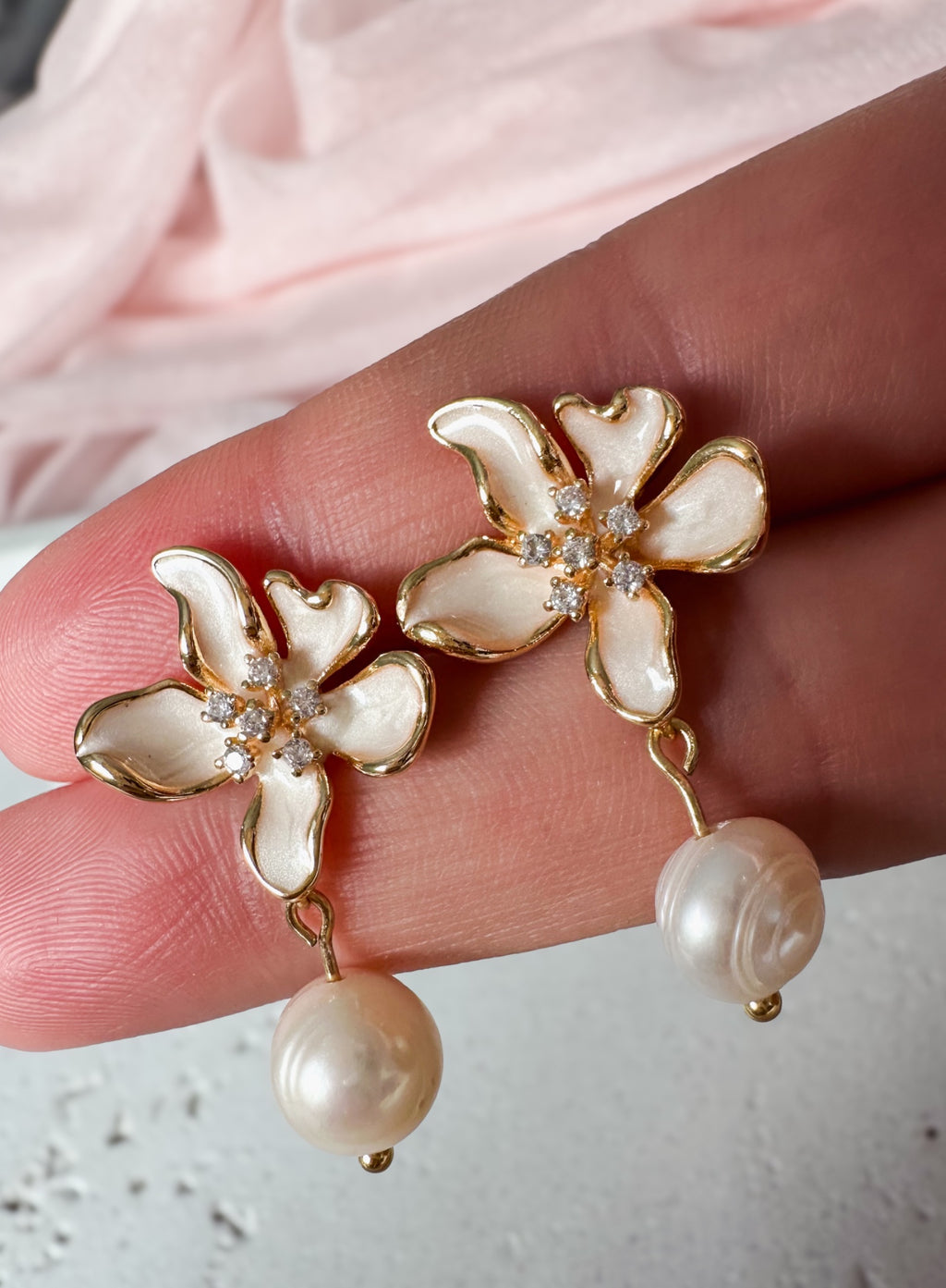 Lila Earrings  - 1