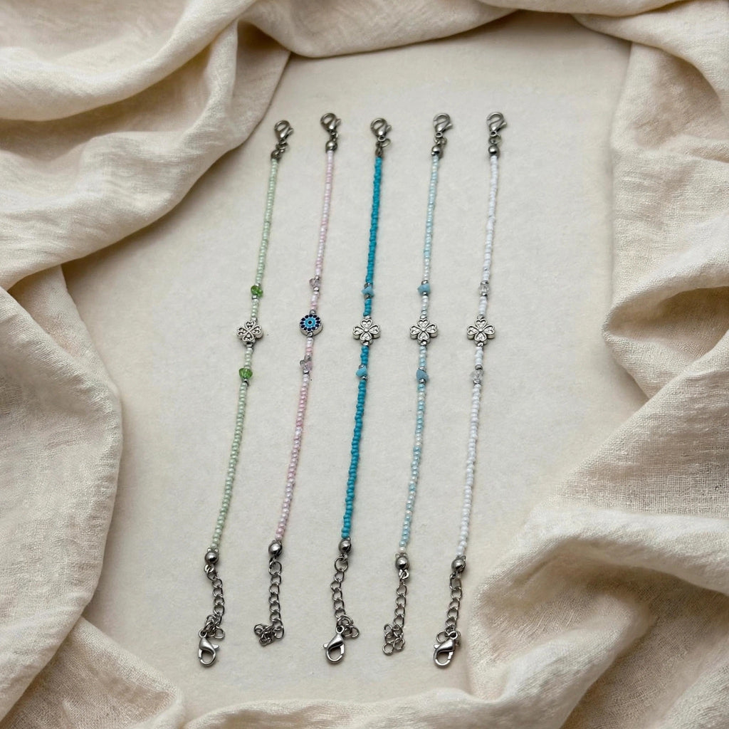 67b9ea7598f8a707689a5b69_5-bracelets-linen-vendor-2048_1789271527049.jpeg