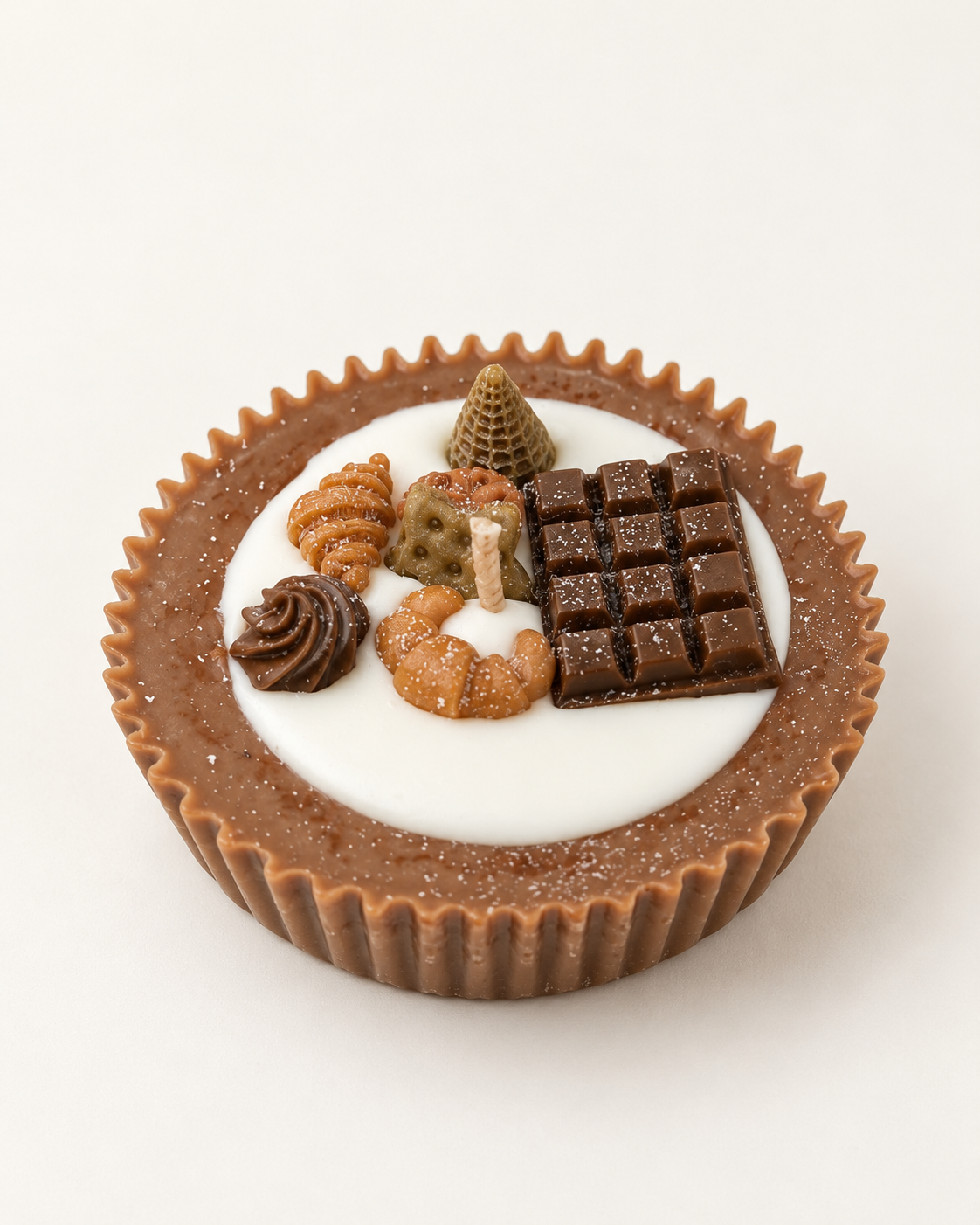 67b9ea7598f8a707689a5b69_chocolate-tart-candle-centrepiece_1792647057495.png