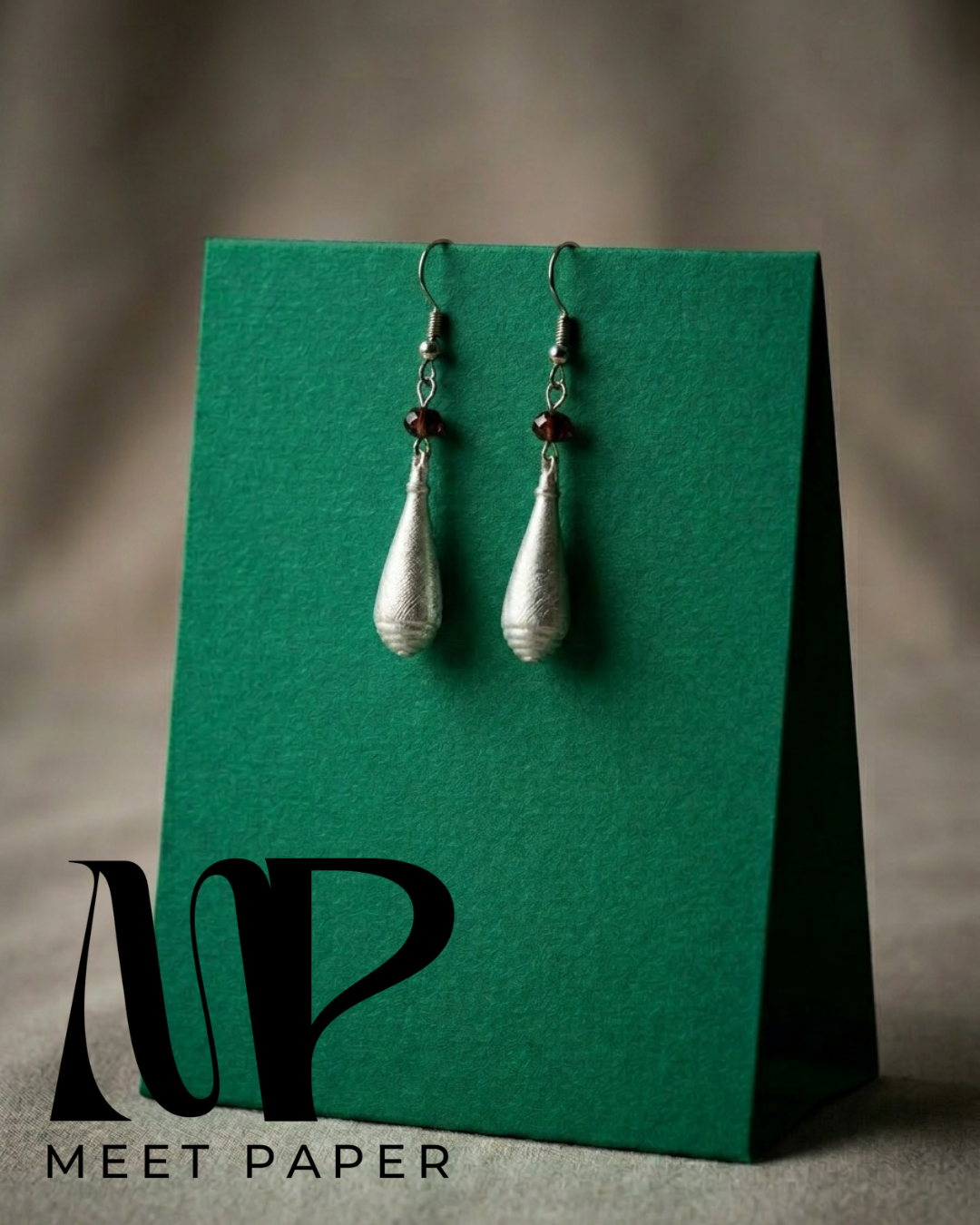 67b9ea7598f8a707689a5b69_earrings-1_1779368611015.png