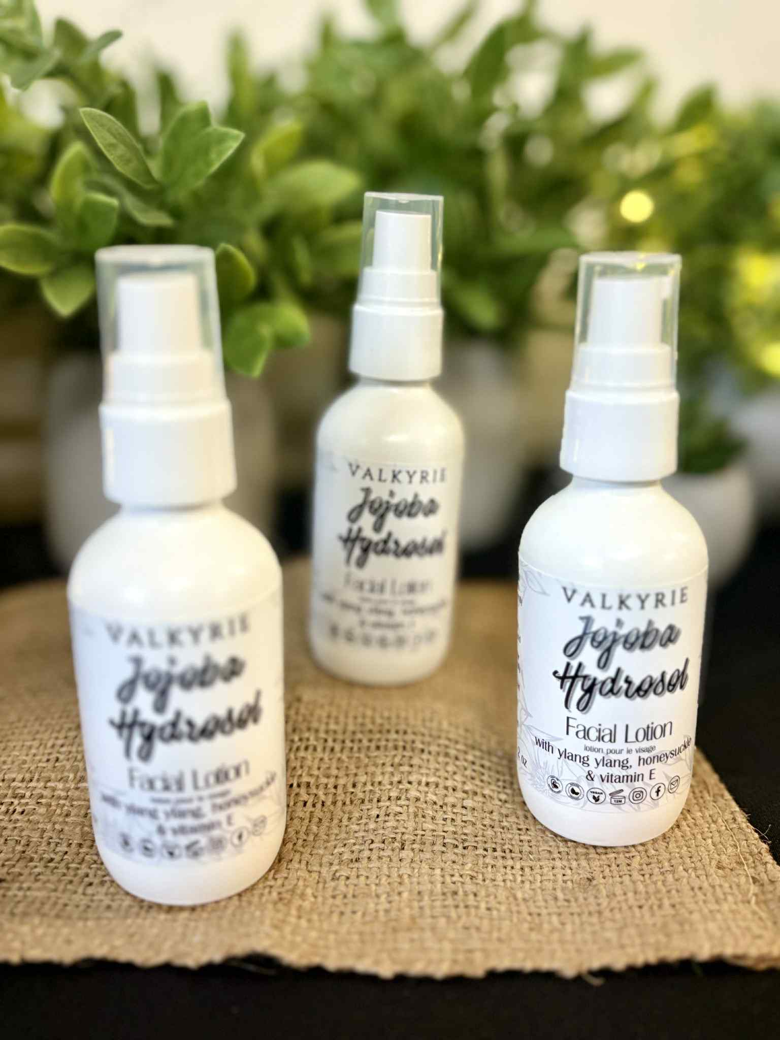67b9ea7598f8a707689a5b69_facial-lotion-jojoba-hydrosol-2_1775160825766.jpg