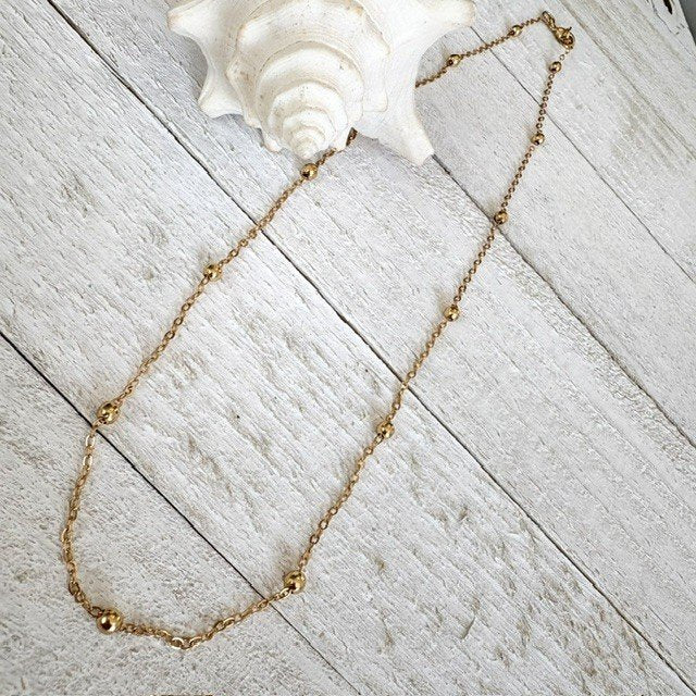 67b9ea7598f8a707689a5b69_gold-chain-2_1789443919272.jpg