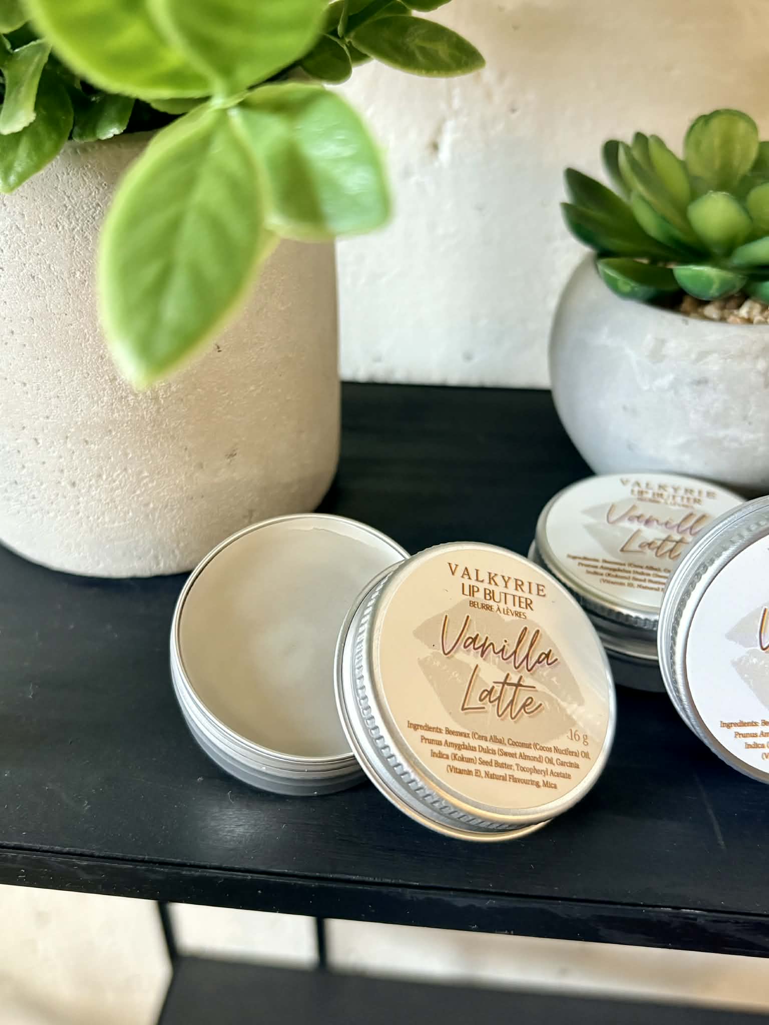 67b9ea7598f8a707689a5b69_lip-butter-vanilla-latte-1_1775845313693.jpg