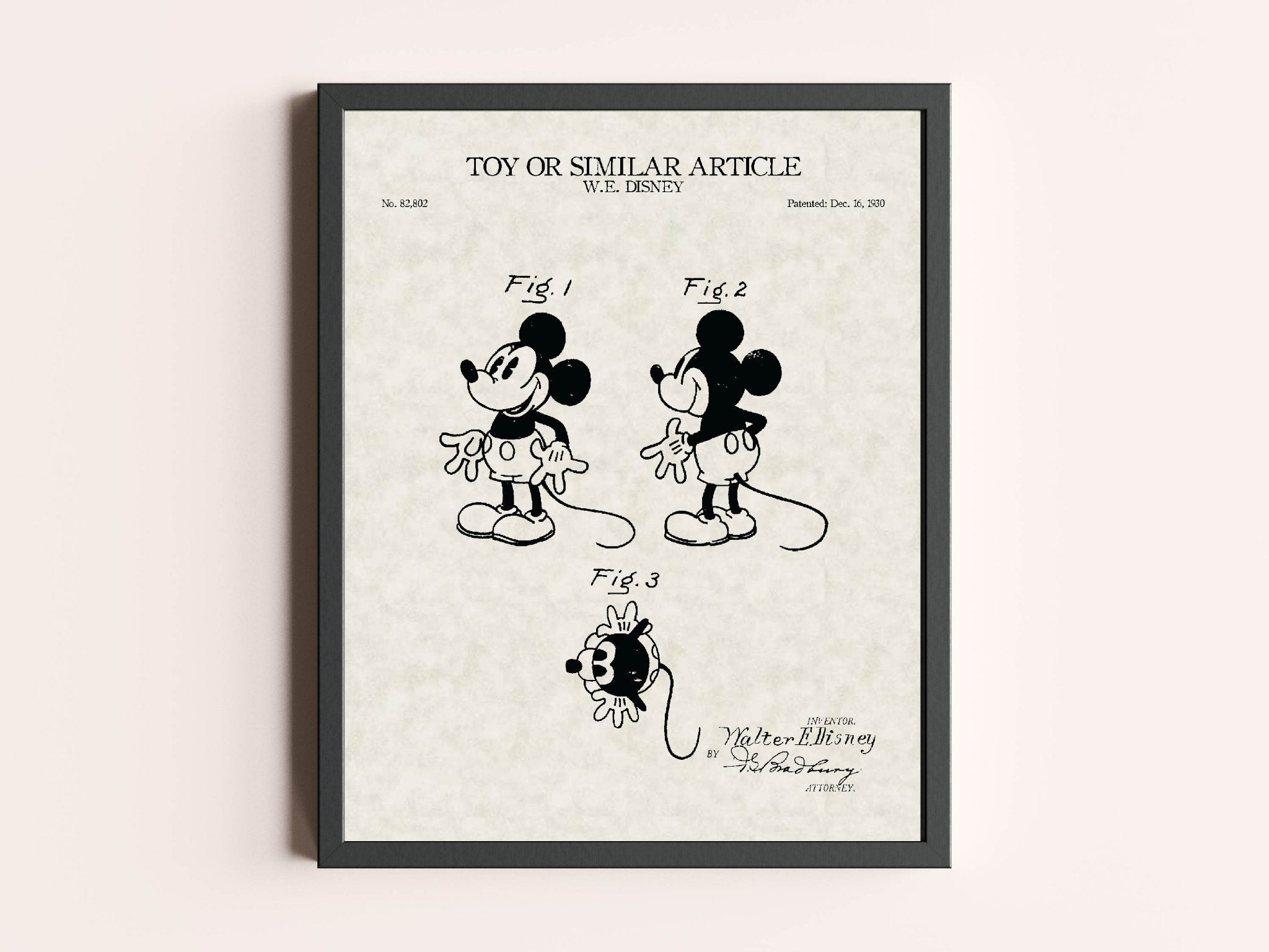 67b9ea7598f8a707689a5b69_mickey-mouse-framed-ivory_1779264018573.jpg