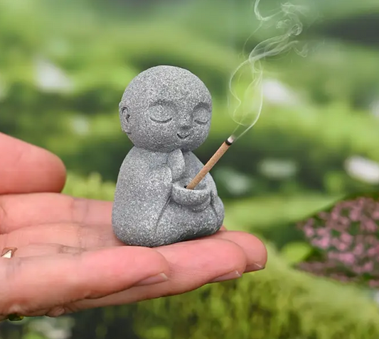 67b9ea7598f8a707689a5b69_monk-incense2_1754019350767.png
