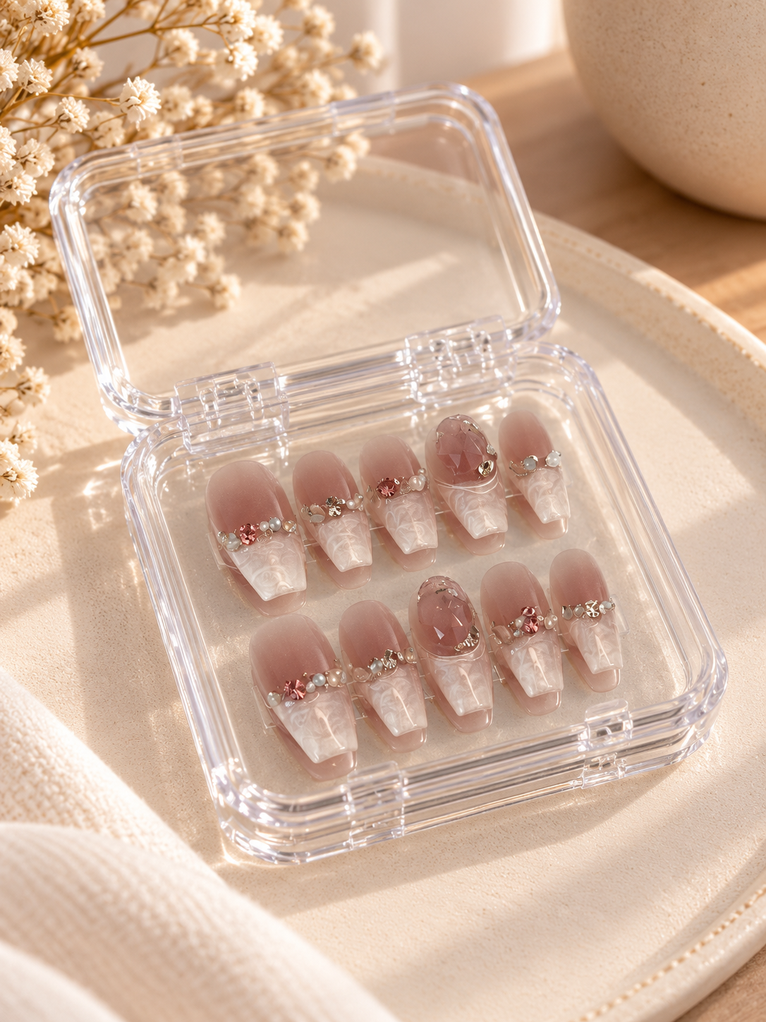 67b9ea7598f8a707689a5b69_romantic-marble-press-on-nail-set_1793118195628.png