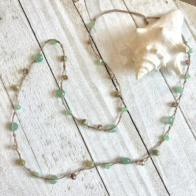 67b9ea7598f8a707689a5b69_threaded-gemstone-green_1789421494243.jpg
