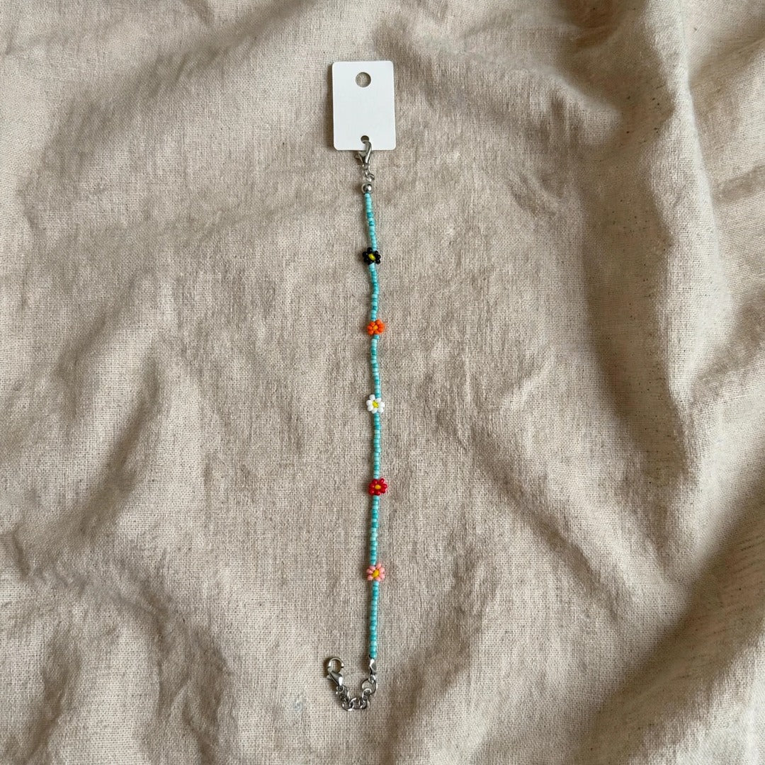 67b9ea7598f8a707689a5b69_turquoise-beaded-bracelet-1080_1789261931327.jpeg